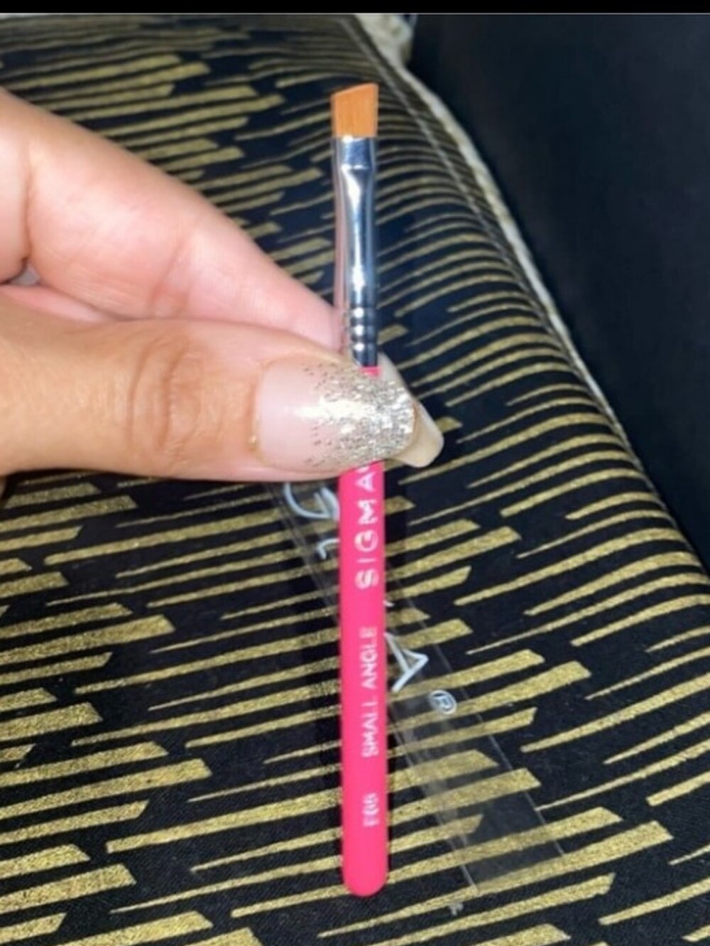 SIGMA E65 SMALL ANGEL MAKEUP BRUSH